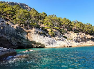 turkiye/lycian-way/attraction/buyuk-tas-koyu