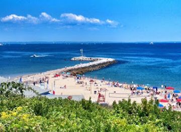 rhode-island/narragansett-beach/attraction/sand-hill-cove-state-beach