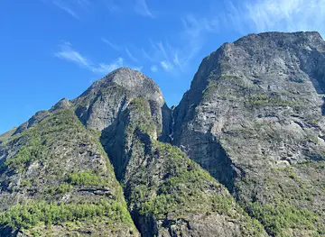 Devil's Crevice