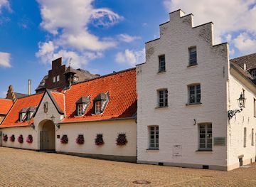 germany/dusseldorf/attraction/kaiserpfalz-kaiserswerth
