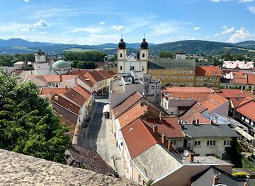 slovakia/trencin/attraction/marianske-namestie