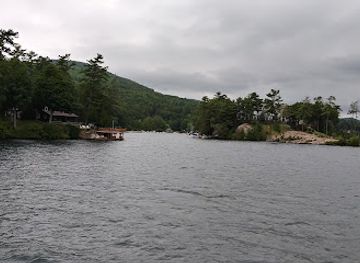 new-york/lake-george/attraction/parasailing-adventures-lake-george