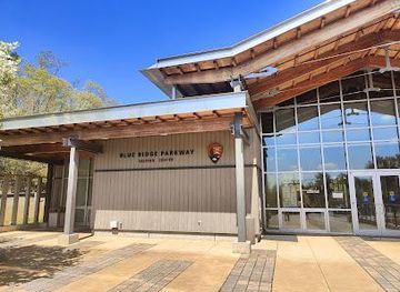 north-carolina/asheville/attraction/blue-ridge-parkway-visitor-center