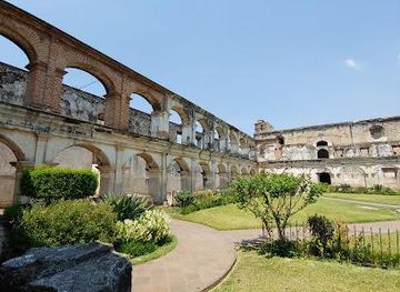guatemala/guatemala-city/attraction/convento-santa-clara