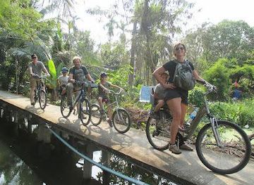 thailand/bangkok/attraction/abc-amazing-bangkok-cyclist
