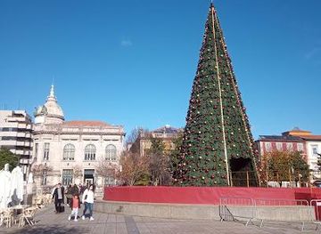 portugal/minho/attraction/av-central