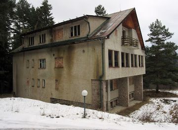 slovakia/martin/attraction/martin-strane-hotel-lanovka-ruina