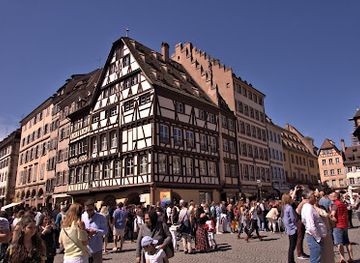 france/strasbourg/attraction/petit-train-touristique-de-strasbourg