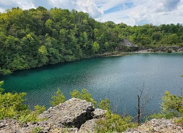 indiana/the-lakes-region/attraction/france-park-waterfall