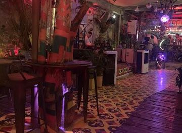 colombia/cartagena/attraction/bazurto-social-club