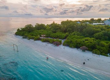 maldives/shaviyani-atoll/attraction/ungoofaaru-beach