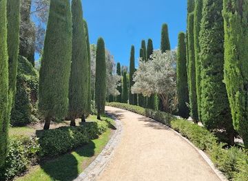 spain/madrid/retiro/attraction/bosque-del-recuerdo