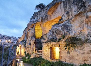 italy/apulia/attraction/gravina-sotterranea