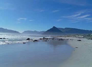 south-africa/cape-peninsula/attraction/long-beach