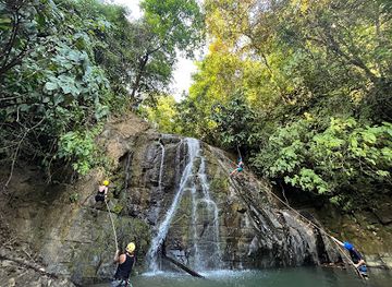 costa-rica/corcovado-national-park/attraction/waterfall-and-hidden-natural-pools
