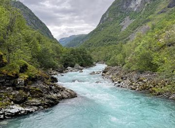 norway/jotunheimen-national-park/attraction/vettisfossen