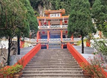 malaysia/ipoh/attraction/perak-cave-temple
