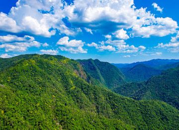 belize/mountain-pine-ridge-forest-reserve/attraction/the-sleeping-giant-mountain