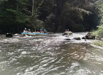 Bali Tubing Tampak Siring