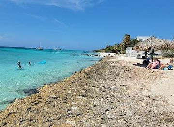 aruba/oranjestad/attraction/boca-catalina-beach