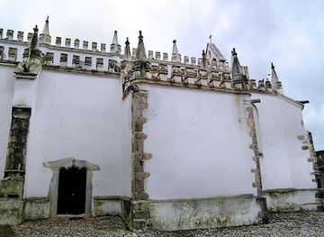 portugal/alentejo/attraction/igreja-matriz-de-nossa-senhora-da-anunciacao-de-viana-do-alentejo