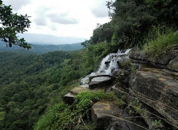 sri-lanka/matale-district/attraction/yatawatta-biso-ella-falls