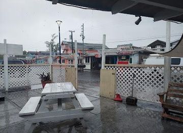 the-bahamas/nassau-and-paradise-island/attraction/conch-pearl-entertainment