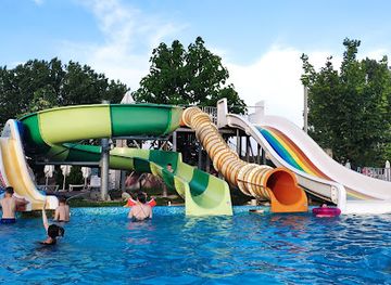 moldova/sipot-falls-natural-monument/attraction/aqua-magic