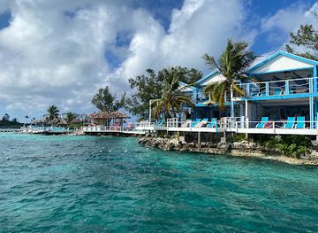 the-bahamas/new-providence/attraction/tropical-breeze-tours