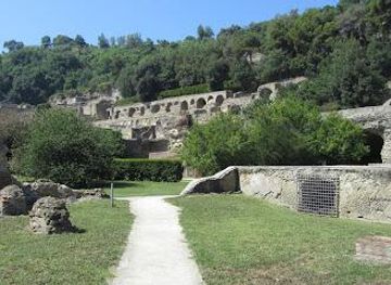 italy/naples/attraction/underwater-archaeological-park-of-baia