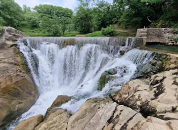Samtsvera️ Waterfall