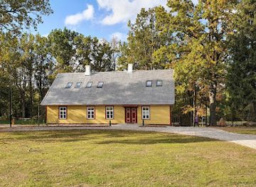 estonia/valga-county/attraction/sooglemae-talukompleks