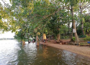 sri-lanka/anuradhapura-district/attraction/sathutu-dupatha-pleasure-island