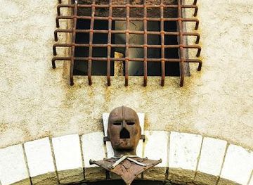 france/cannes/attraction/tour-du-masque-de-fer