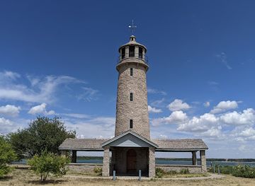 nebraska/pine-ridge/attraction/lake-minatare-lighthouse