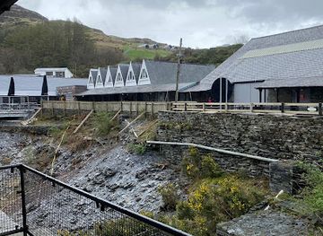united-kingdom/snowdonia-national-park/attraction/zip-world-underground-golf