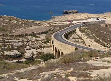 malta/ramla-bay/attraction/gozo-aqueduct