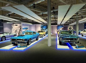 rhode-island/newport-county/attraction/newport-car-museum