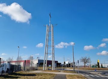 hungary/gyor/attraction/emlekkereszt-a-gyori-papalatogatas-emlekere