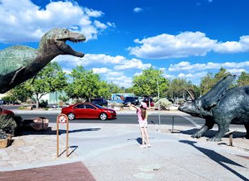 new-mexico/albuquerque/attraction/new-mexico-museum-of-natural-history-and-science