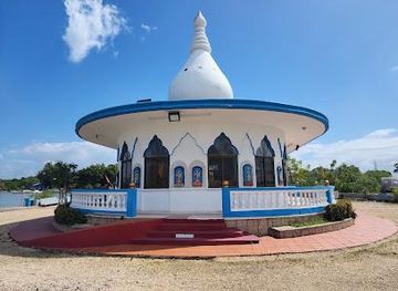 trinidad-and-tobago/arima/attraction/sewdass-sadhu-shiva-mandir-temple-in-the-sea