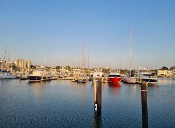 australia/darwin/attraction/cullen-bay-marina