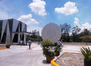 philippines/central-luzon/attraction/san-fernando-giant-lantern-center