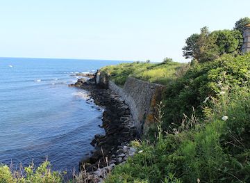 rhode-island/newport-county/attraction/easton-s-beach