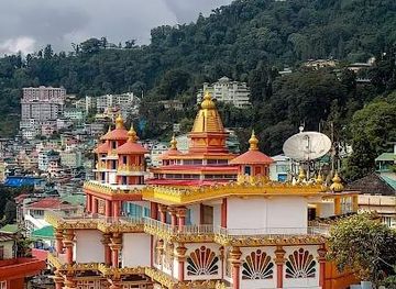 india/darjeeling/attraction/shri-thakurbari-temple-gangtok