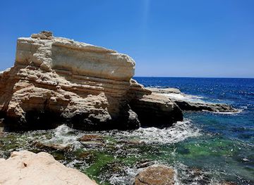 cyprus/avakas-gorge/attraction/heart-cave