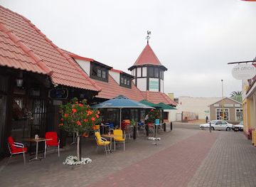 namibia/swakopmund/attraction/die-muschel-book-art-shop