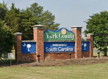 south-carolina/fort-mill/attraction/welcome-to-south-carolina-state-sign