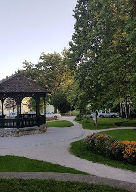 Zdraviliški park