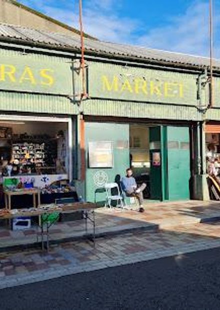 Barras Market